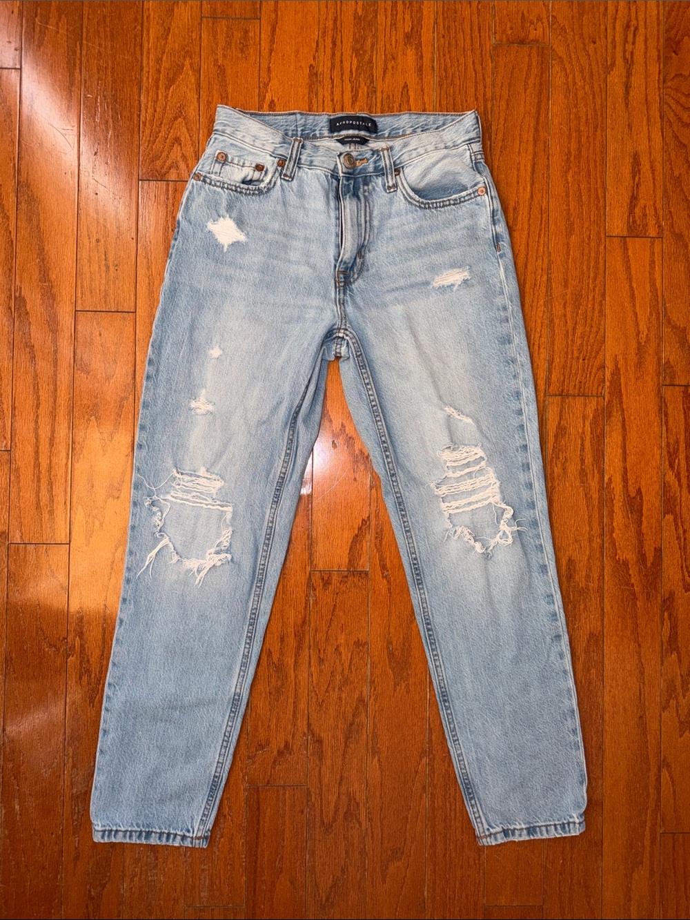Aeropostale Mom Jeans Light Wash Distressed Straight Leg Jeans Size 0